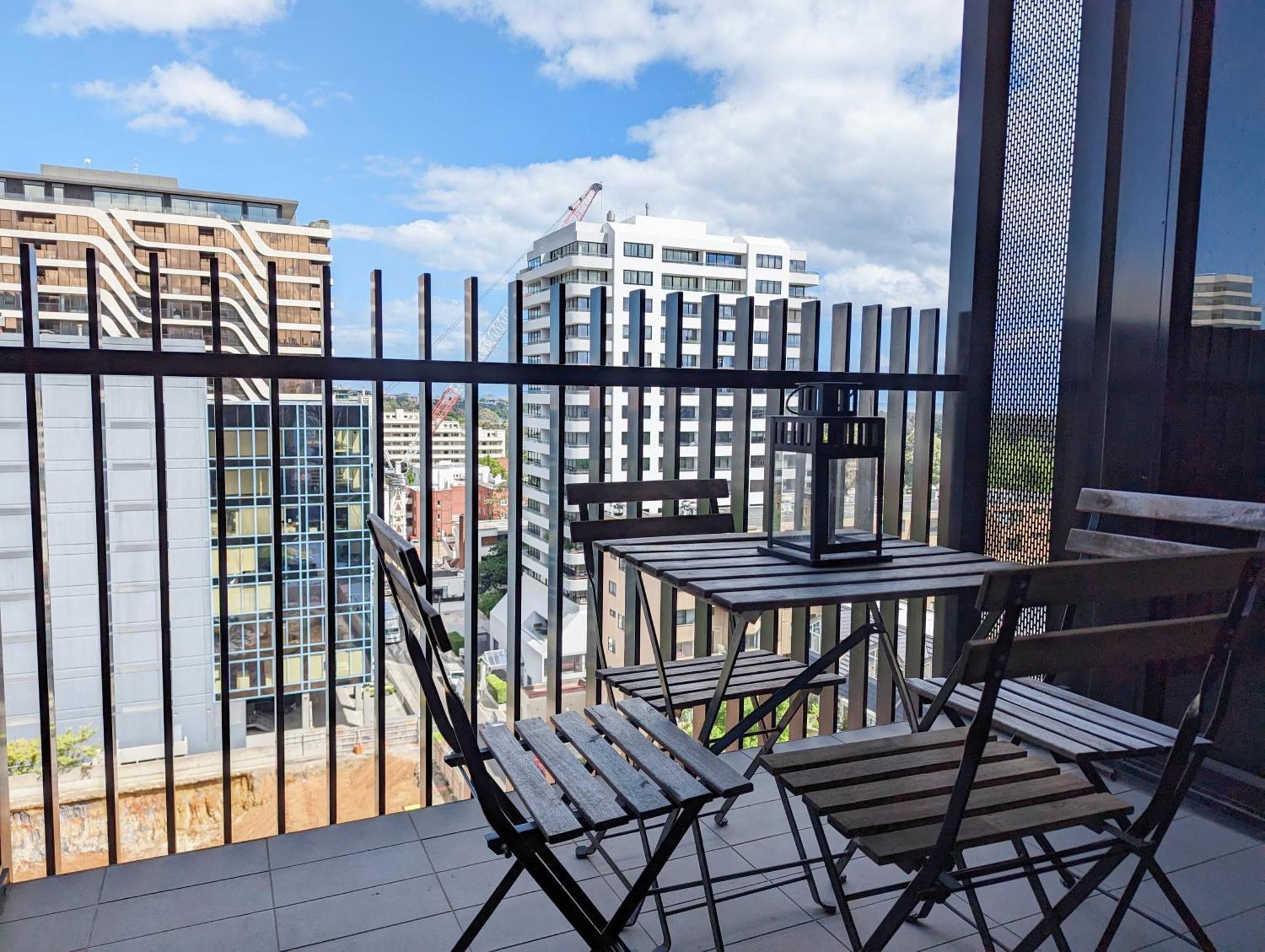Complete Host Leopold Apartments Melbourne Phòng bức ảnh