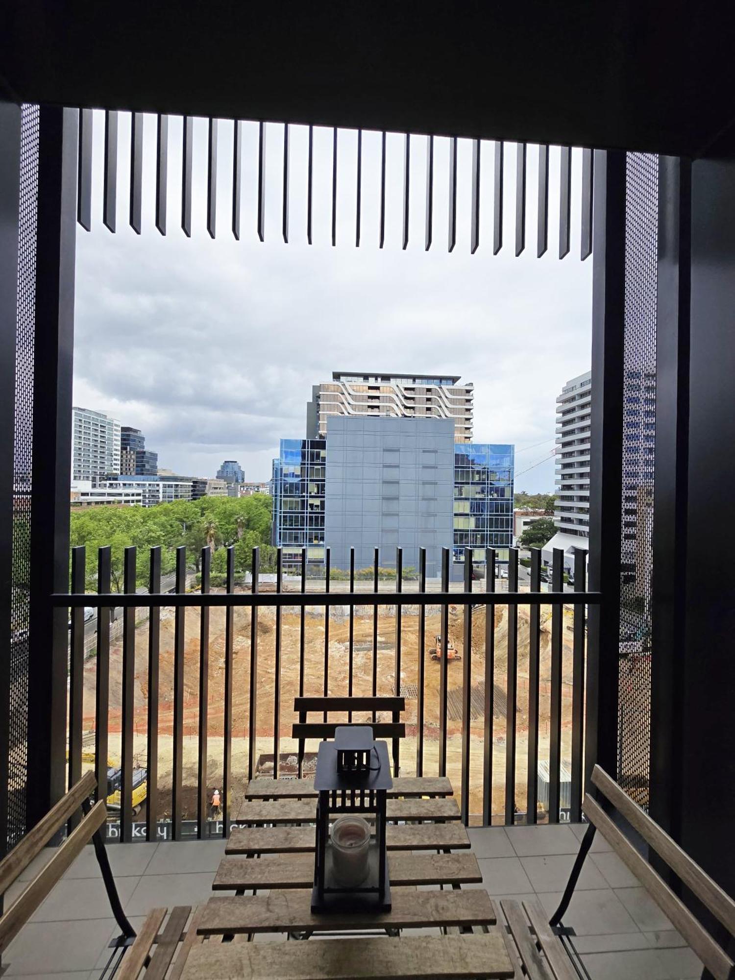 Complete Host Leopold Apartments Melbourne Phòng bức ảnh